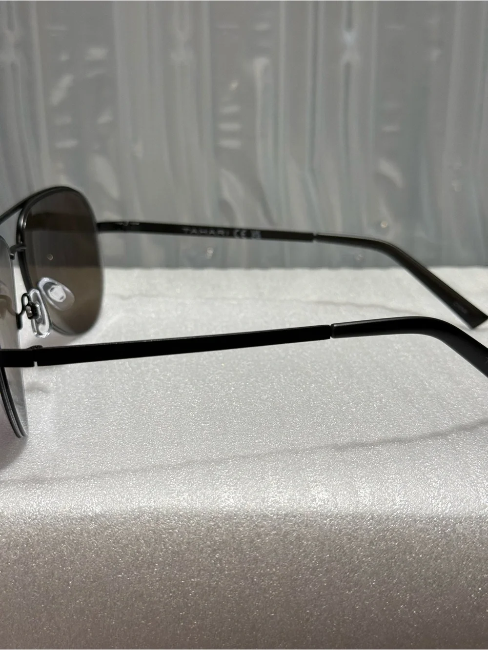 Tahari Classic Metal Blue Lenses Aviator Sunglasses-Unisex-New (TM144 CAT 3)